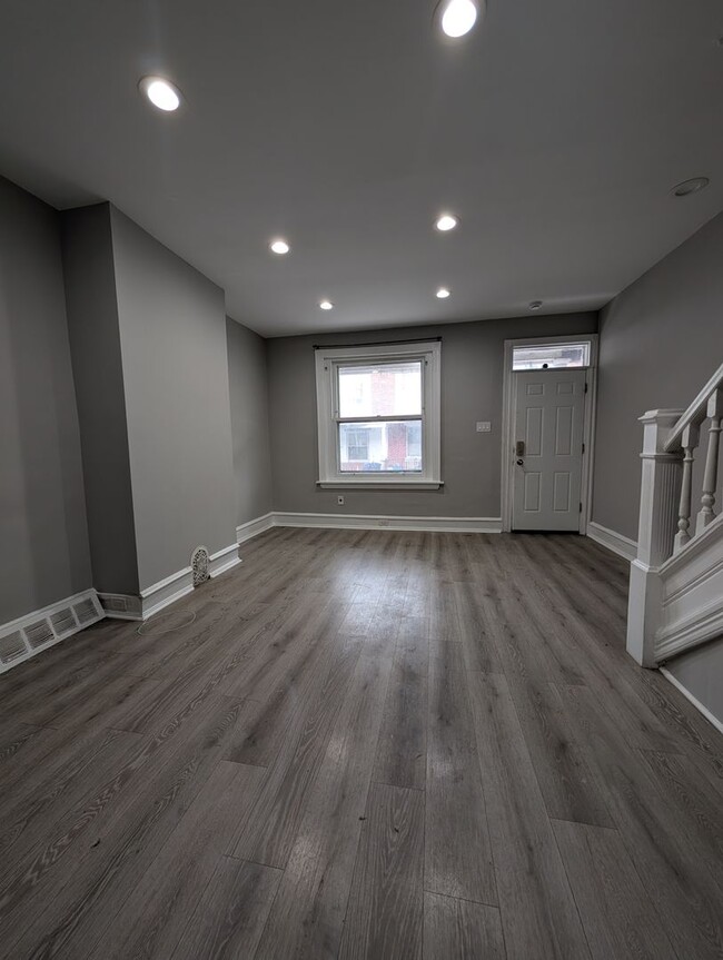 Photo - Now Showing!