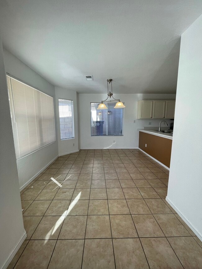 Photo - 667 Vista Luna Ln SW