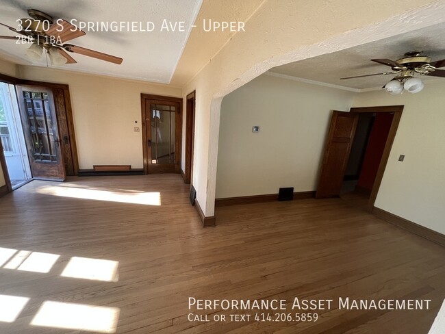 Spacious 2 BR upper unit in Bayview! - Spacious 2 BR upper unit in Bayview! Apartamento Unidad Upper