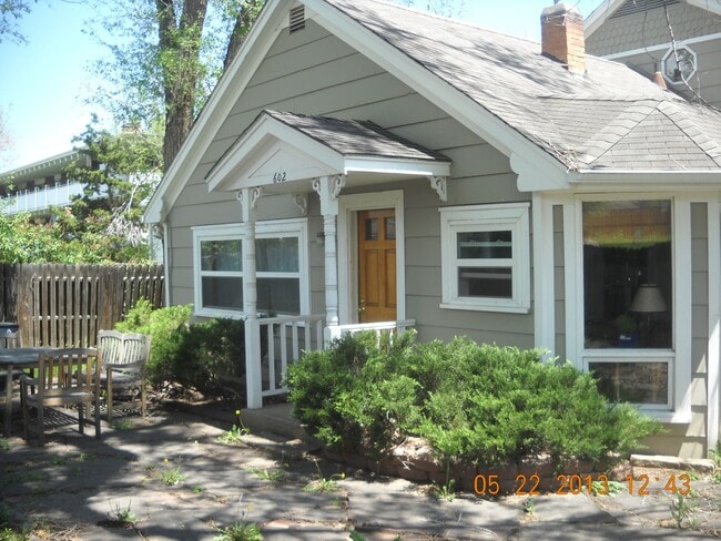 Building Photo - Stand Alone Home in Great Boulder Location