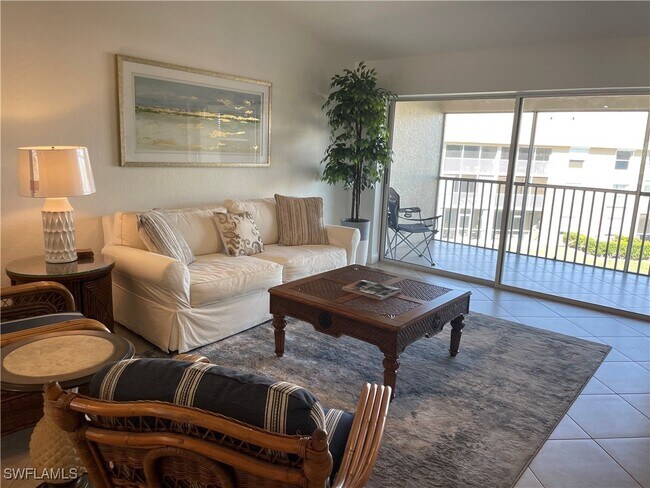 Photo - 9640 Victoria Ln Unit C-305