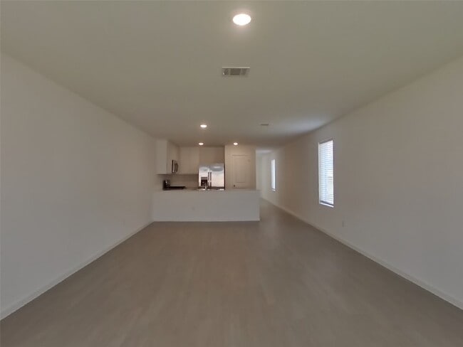Building Photo - 3017 Fantasy Ter Dr