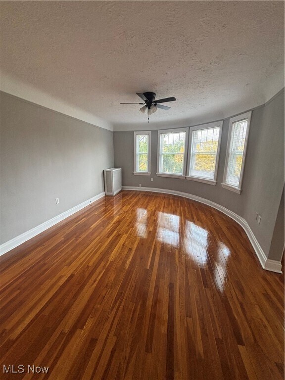 Photo - 9907 Lake Ave Unidad 402