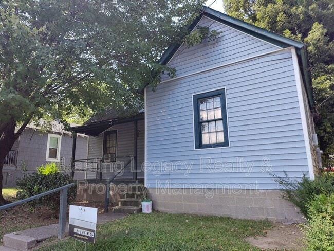 Building Photo - 1712 Grant Ave Rental