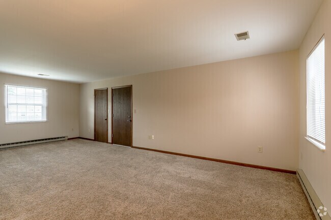 3 bedroom/ 2 Bath - 1,550 SQ Ft