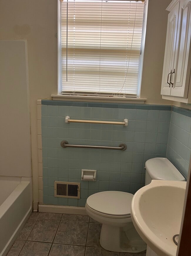 Photo - 3014 Platt Springs Rd