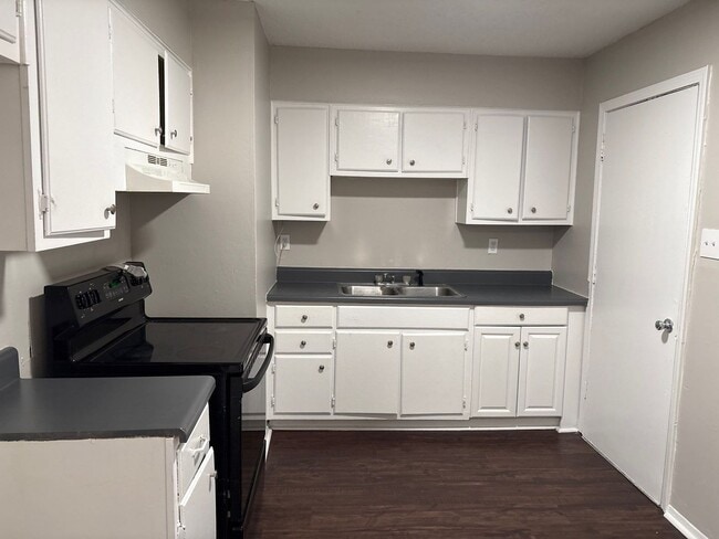 Photo - Very Nice Home in Raleigh - Open To Section 8