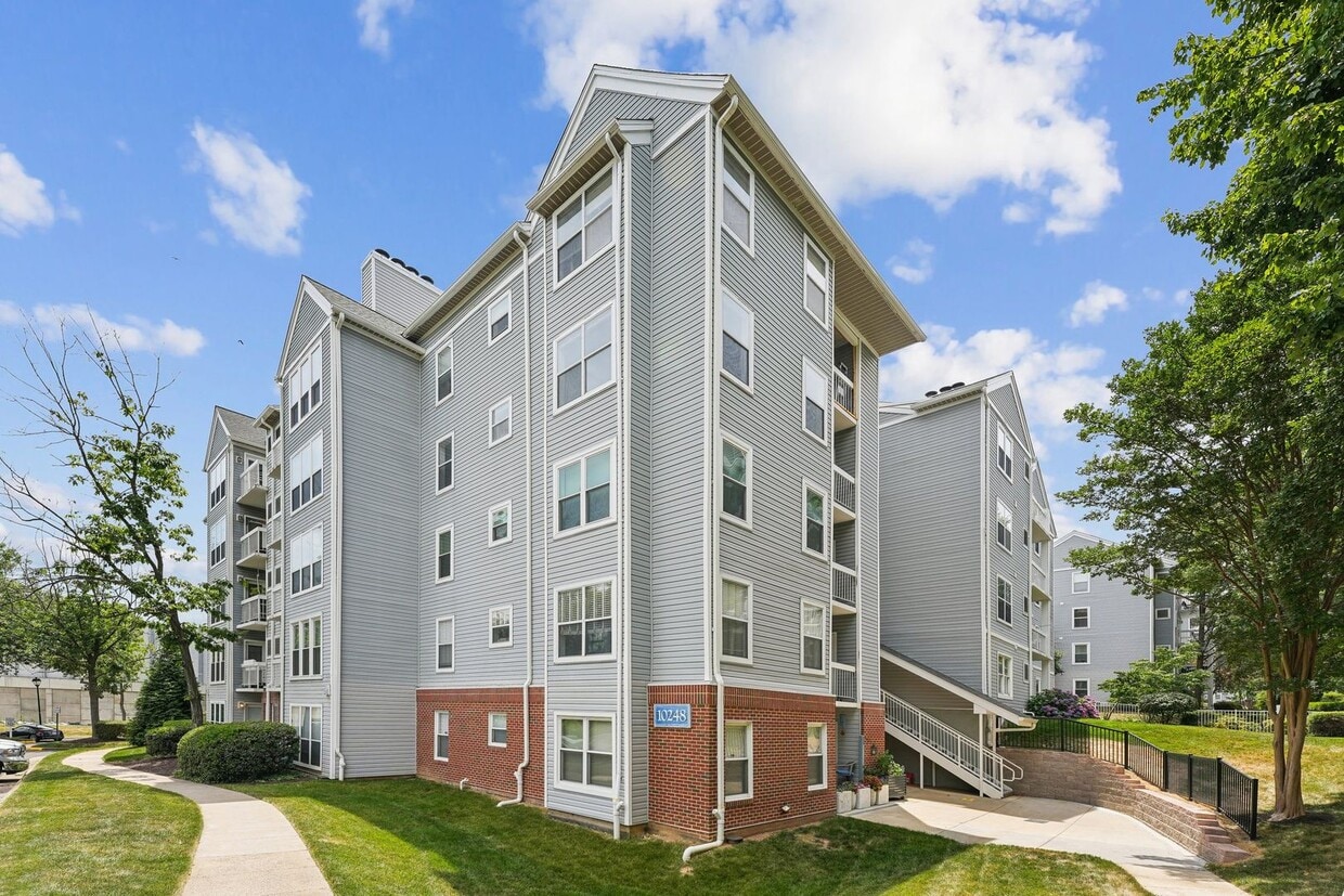 Beautiful 2-bedroom condo! - Beautiful 2-bedroom condo!