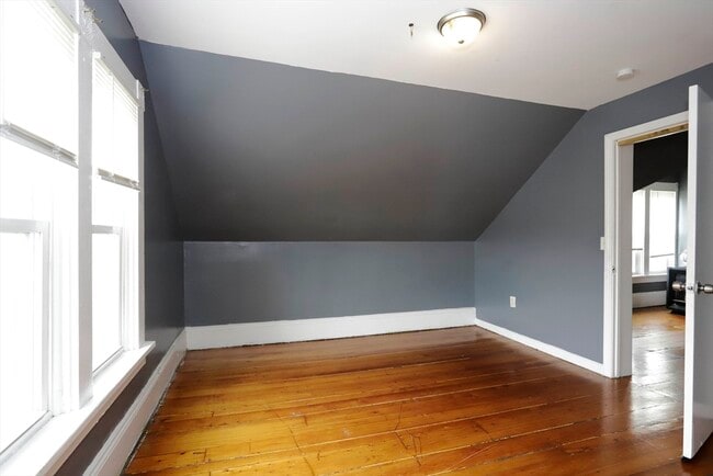 Photo - 50-52-52 Rivet St Unit 3