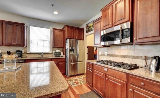 Photo - 3041 Moore Ln