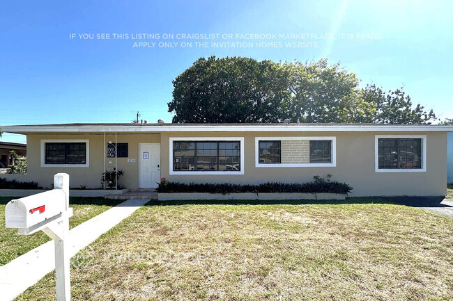 Building Photo - 1730 NW 187th St Rental