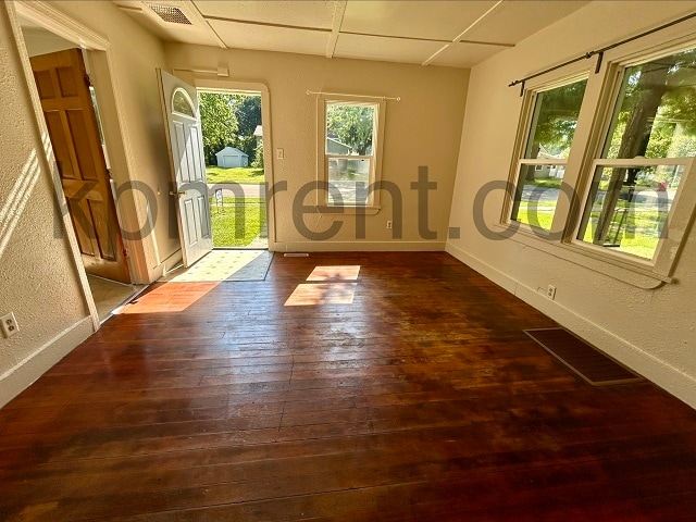 Photo - 1207 9th St NE