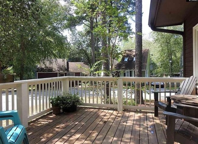 Photo - Charming Walnut Creek Residence with Convenient Lexington Location