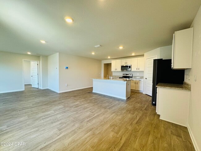 Photo - 120 Tiller Dr