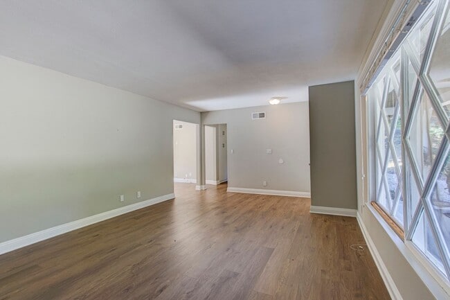 Photo - 1347 Sage Hill Rd