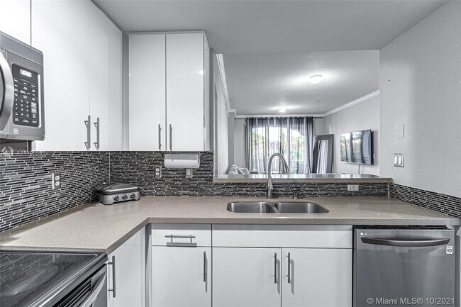 Photo - 6340 NW 114th Ave Unit 134