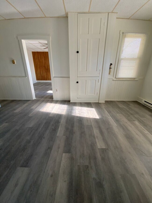 Photo - 37 Railroad Ave Unit 37 RAILROAD AVE. #1