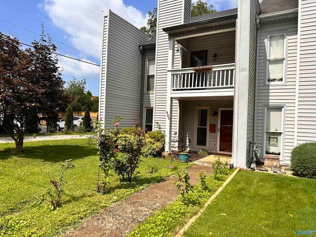 Photo - 421 NE Russell St Townhome