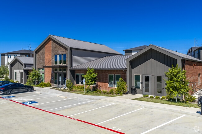 Leasing Office - The Fielder