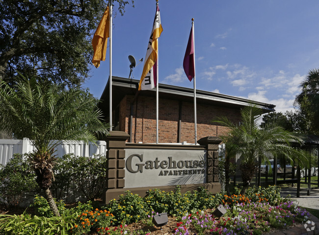 Gatehouse Apartments - Gatehouse Apartments