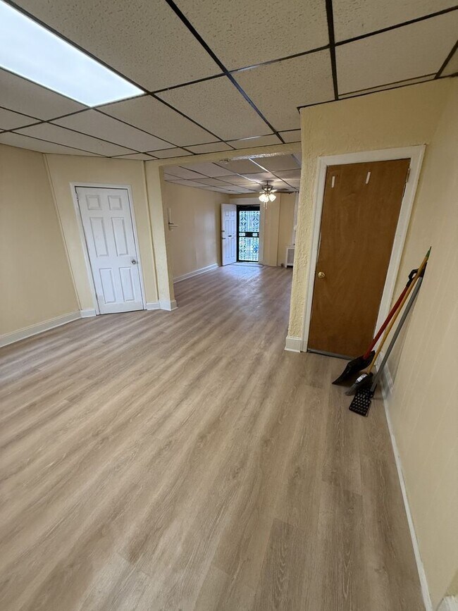Photo - Beautiful 3 Bedroom Home – Updated & Move In Ready – Cobbs Creek / West Philly