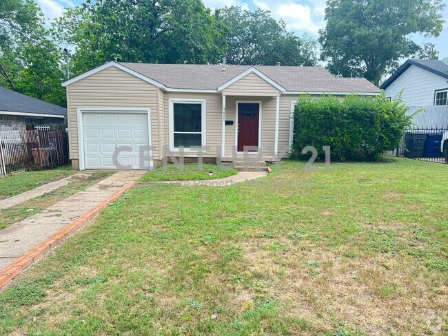 Building Photo - Spacious 2/1/1 in Oak Cliff For Rent! Rental