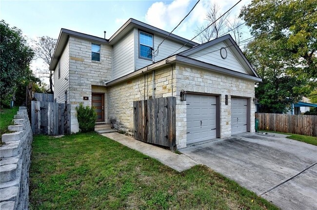 Photo - 1700 Perez St