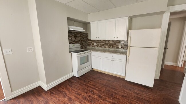 Photo - 114 Cedar Hill Ave Unit 2