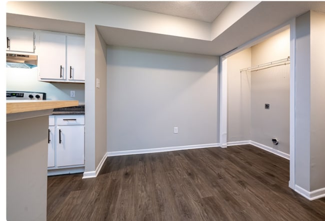 Photo - 2121 Lobdell Blvd Unidad H96