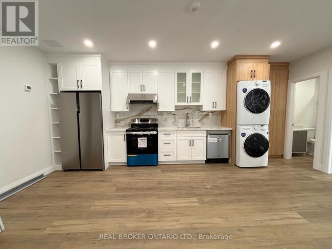 Photo - 6 Caithness St E