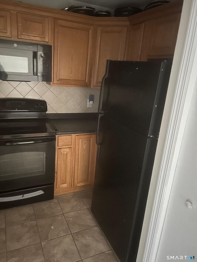 Building Photo - 30 Stevens St Unit 101