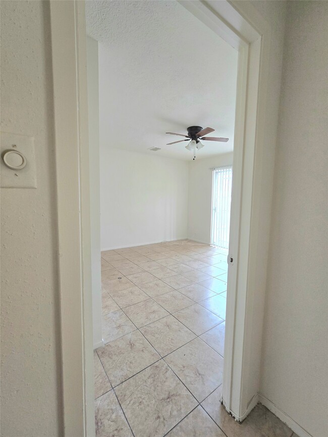 Photo - 7063 Chasewood Dr