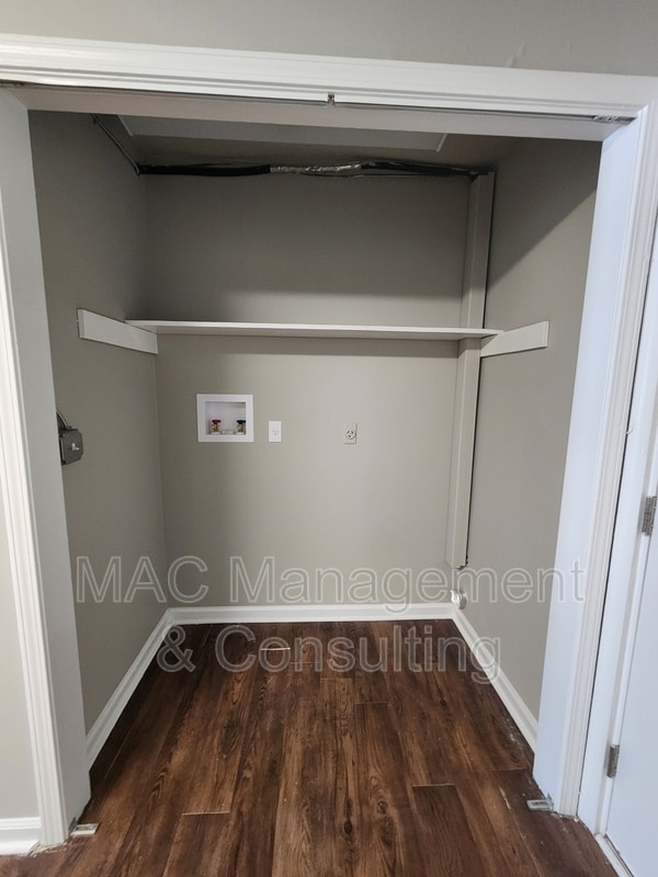 Photo - 1495 Autumn Ave
