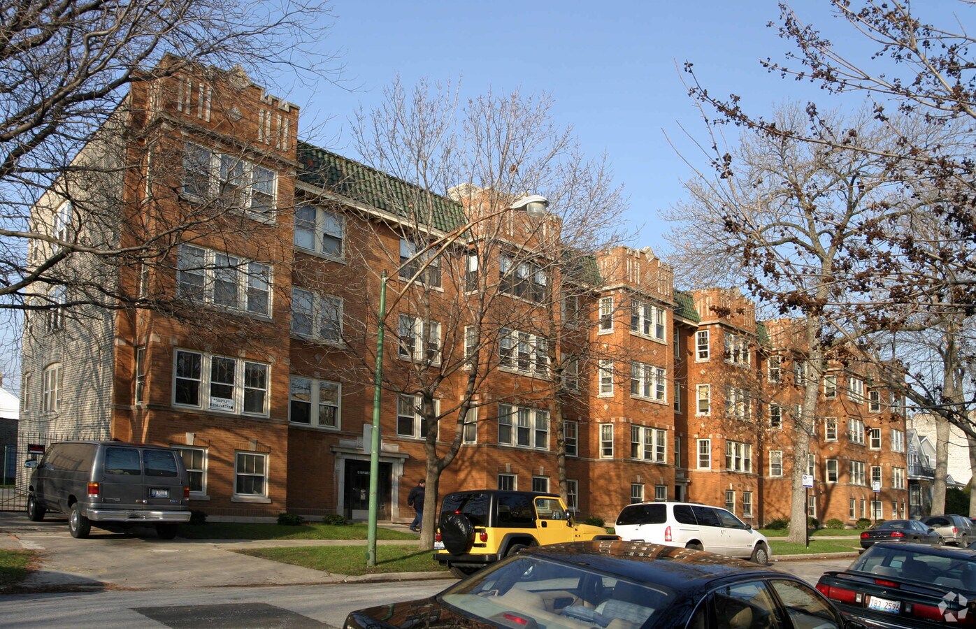 Photo - 4812 N Hoyne Ave