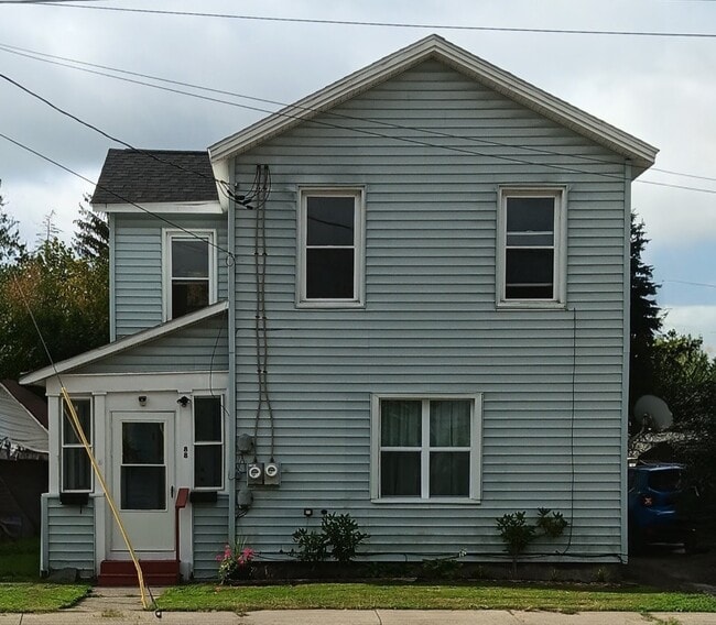 Front of house - 88 Adaline St Unit #2