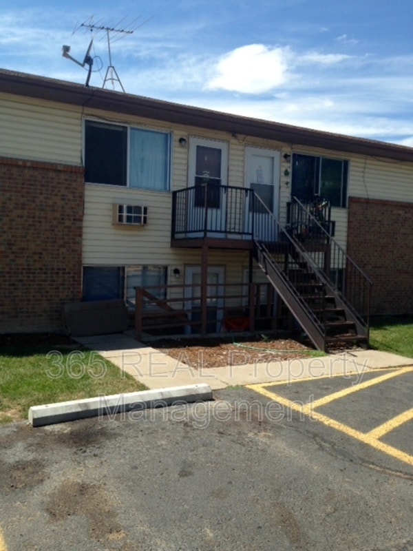 Building Photo - 2519 27th St Unit 3 Rental