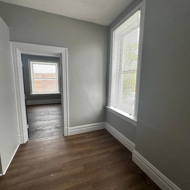 Photo - 3200 Mt Pleasant St Unit 2F
