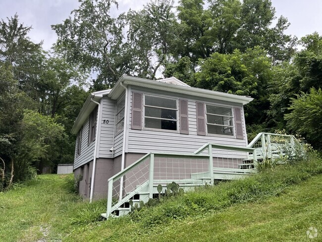 Building Photo - 50 Oakcrest Dr Rental