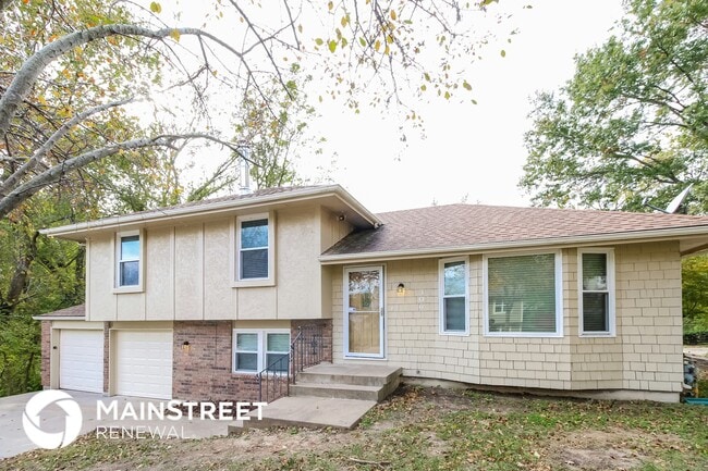 Photo - 306 Speck Ave