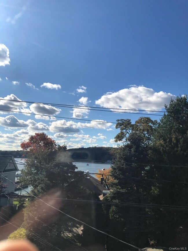 Photo - 76 Bayview Ave Unit D