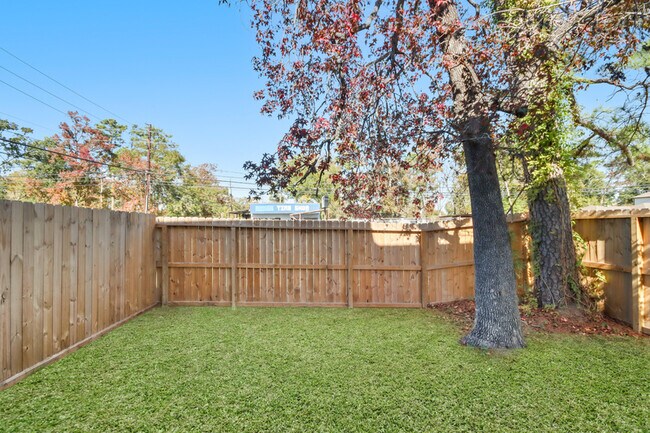 Photo - 8302 Tidwell Rd