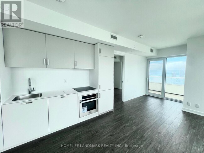 Photo - 88 Queen St E Unit 4610