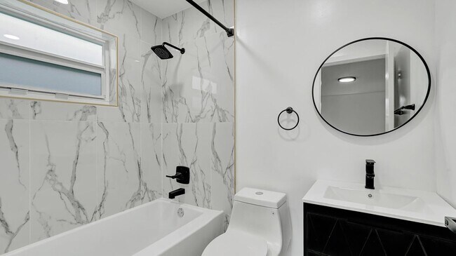 Photo - 11 NW 117th St