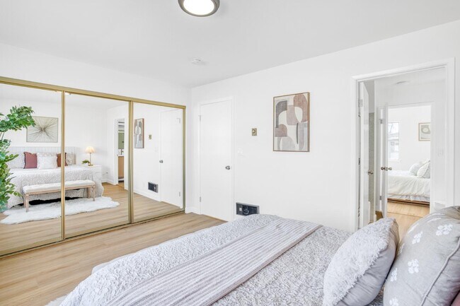 Photo - 258 Ventura Ave