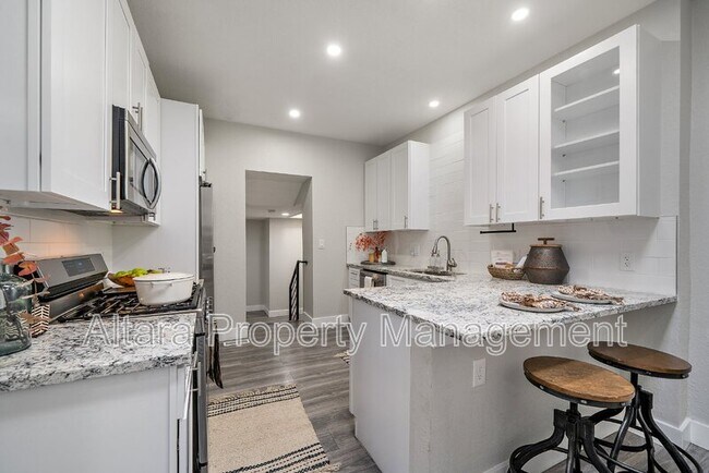 Photo - 2339 S Acoma St