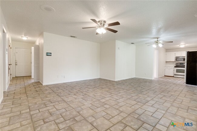 Photo - 1103 Deorsam Dr