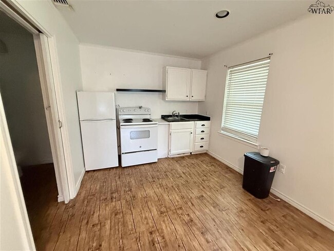 Photo - 2208 Fillmore St