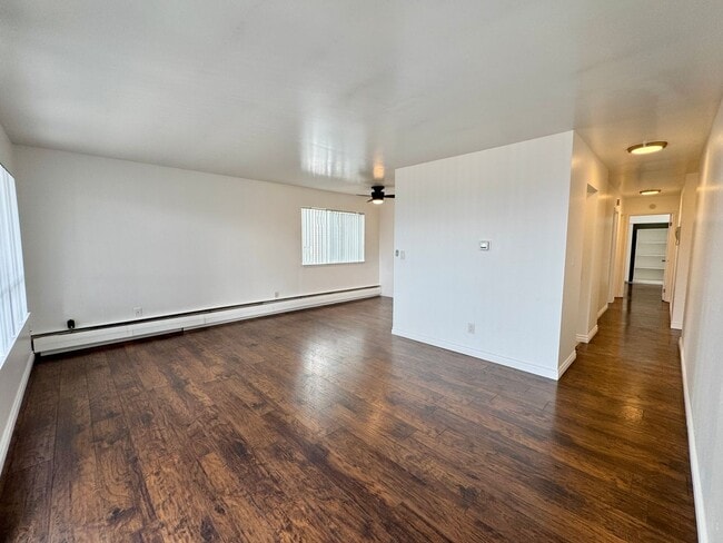 Photo - Lorelei Apartments