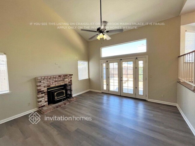 Photo - 5740 River Run Cir