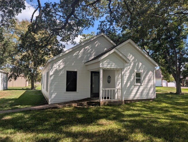 Photo - 10143 FM 524 Rd